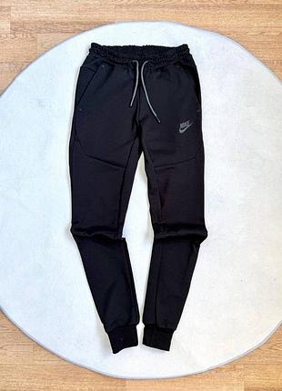 Штани nike tech fleece