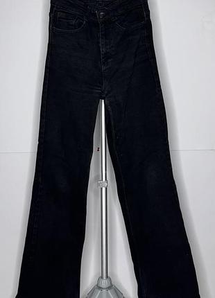 Джинси жіночі store jeans чорного кольору прямого крою, розмір w26