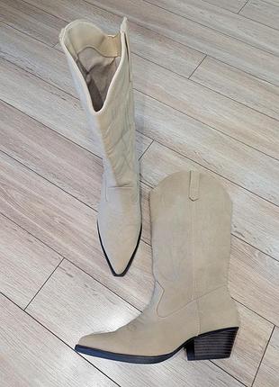 Високі козаки primark