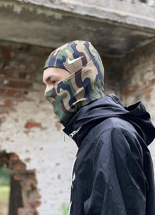 Балаклава nike pro hood (therma-fit / hyperwarm)