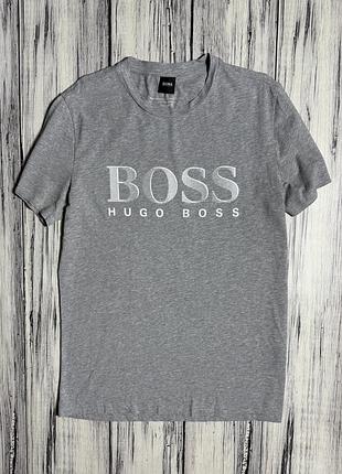 Футболка оригинал hugo boss m размер серая