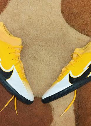 Nike mercurial superfly