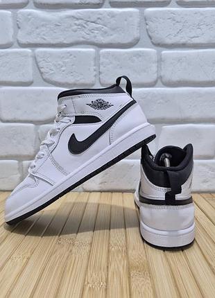 Кросівки jordan nike
