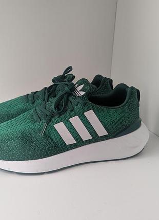 Кросівки adidas swift run 22