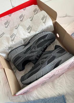 Nike initiator grey black 10
