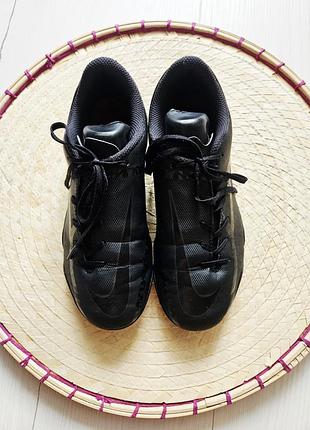Сороконожки для мальчика nike phantom размер 35,5, черные футзалки для мальчика