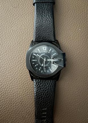 Годинник diesel