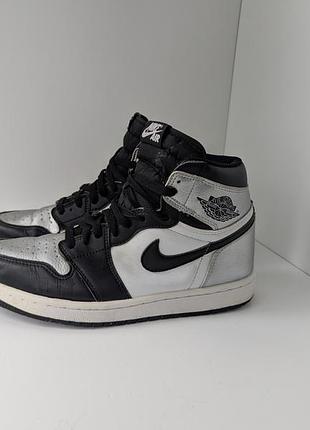 Кросівки nike air jordan 1 retro high og