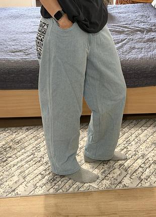 Джинси від бренду flaner urban