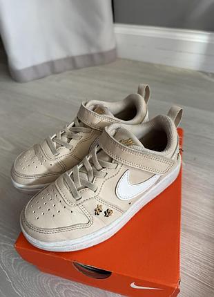Кросівки nike court borough low