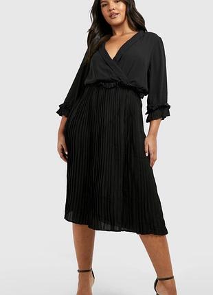 Boohoo 22-24 р сукня плісе