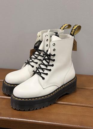 Продам черевики dr.martens jadon platform