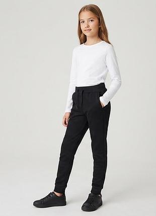 Черные флисовые спортивные штаны george (slim leg) для девочке, 104-110, 116-122, 122-128, 128-135, 135-140, 140-146, 146-152, 170-176