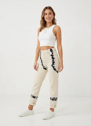 Женские джинсы от бренда bershka premium