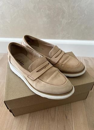 Рожеві лофери clarks 37.5