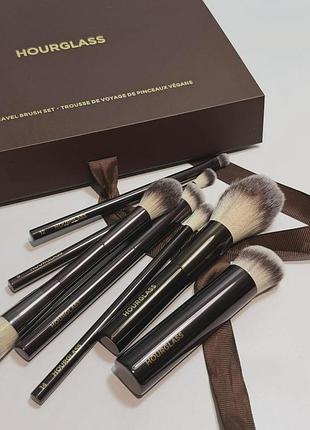 Набір пензлів hourglass travel brush set
