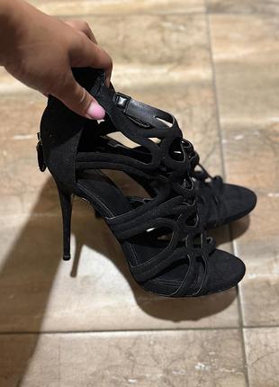 Босоніжки guess 37