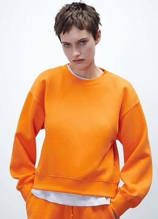 Яскравий помаранчевий теплий світшот на флісі zara
✨✨✨✨✨✨✨✨✨✨✨✨