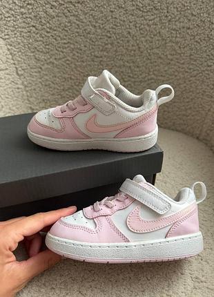Дитячі nike розмір 25