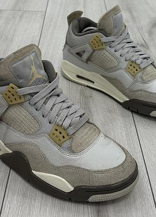 Мужские кроссовки nike air jordan 4 retro se craft photon dust (26 см)