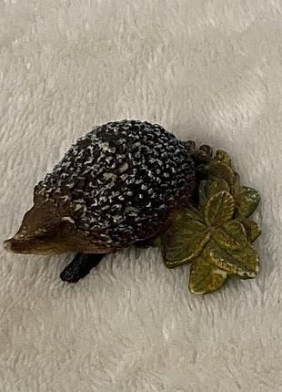 Игровая фигурка еж schleich маленька