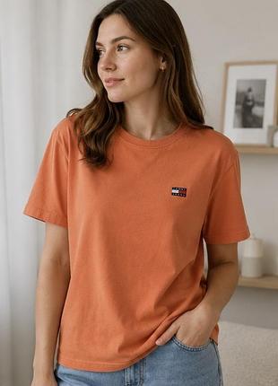 Tommy hilfiger l — плотная фирменная футболка, оригинал