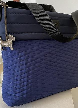 Radley london — стёганая кросс-боди тёмно-синяя