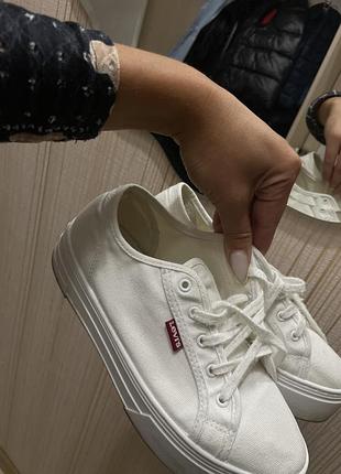 Кеди levi’s 23,5 см левайс левіс білі кеди