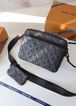 Louis vuitton trio messenger