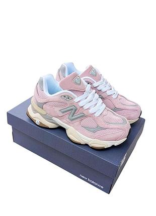 Жіночі кросівки new balance 9060 рожеві