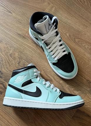 Кросівки nike air jordan 1 mid