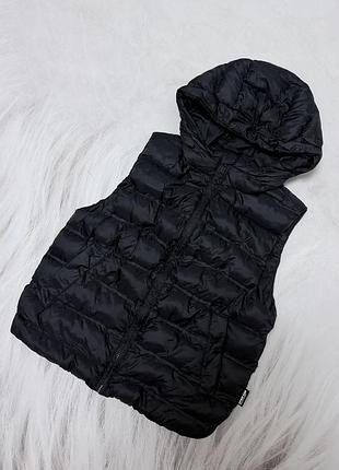 Жилетка для хлопчика zara 6-7 років 122 см