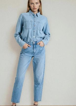 Классические джинсы mom fit от sinsay