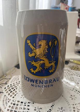 Вінтажний керамічний пивний кухоль (stein) мюнхенської броварні löwenbräu