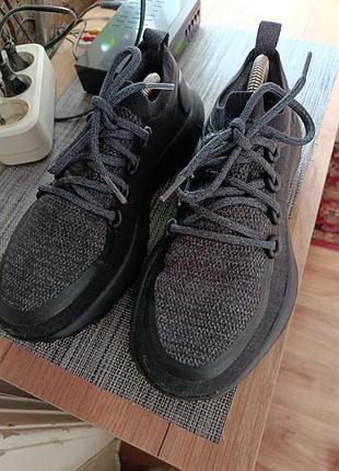 Кроссовки унисекс от бренда allbirds