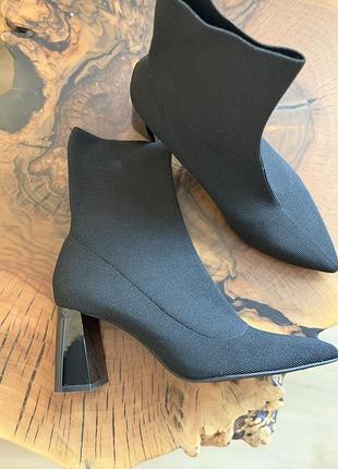 Zara ботильйони