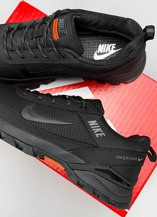 Nike rivah gtx black orange