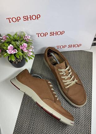 Оригінальні кросівки clarks