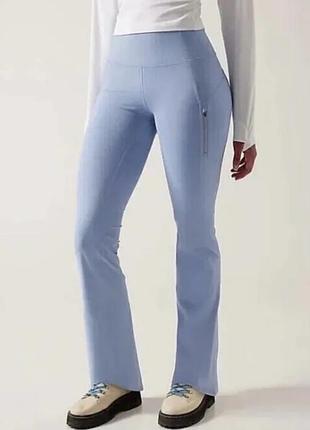 Спортивні штани athleta rainier bootcut, розкльошені, на флісі, xs/s