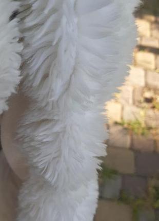 Классное покрывало из искусственного меха на подкладке. швейцария.
