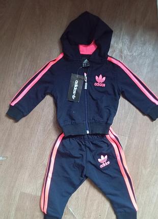 Новий дитячий спортивний костюм adidas з биркою для дівчинки, до року