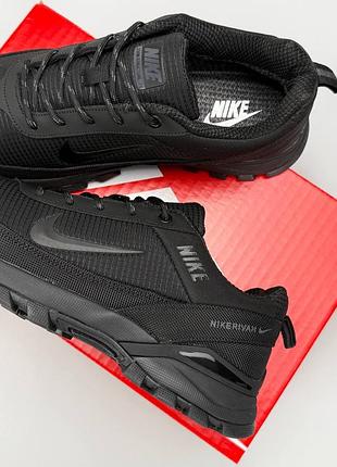 Nike rivah gtx all black