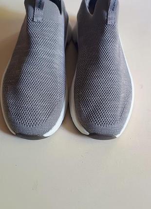 Кроссовки skechers