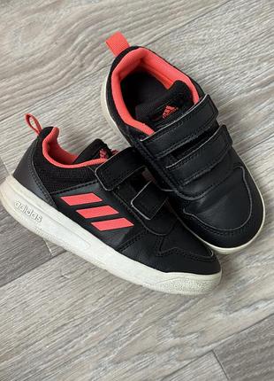 Кросівки adidas