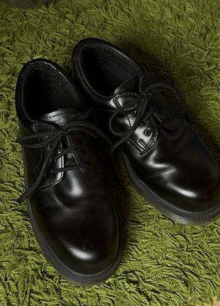 Черевики dr. martens icon 2215 steel toe | eu 39
