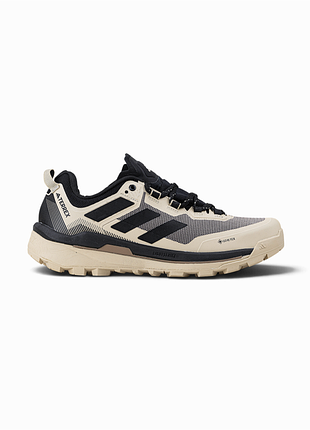 Чоловічі кросівки adidas terrex skychaser tech low gore-tex ‘beige black’ / smb+ 🔗