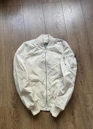 Бомбер alpha industries