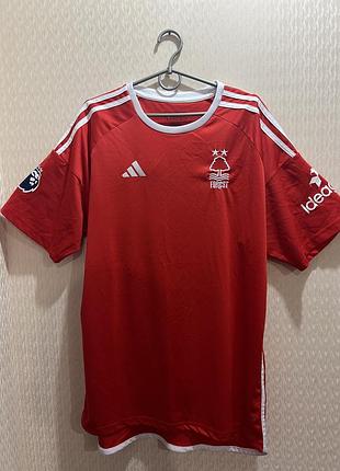 Футбольна футболка ноттінгем форест adidas сезону 2023/24