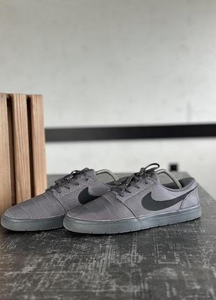 Кросівки nike 3