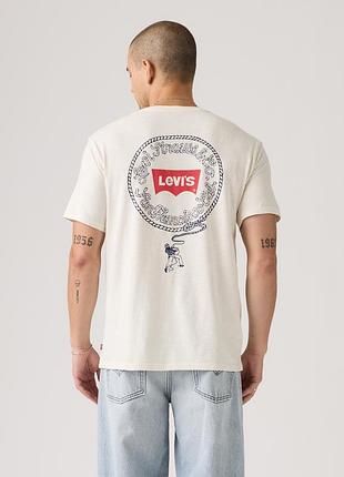 Чоловіча футболка levi’s relaxed fit graphic t-shirt 161432451 — вільний крій, 100% бавовна. оригінал.